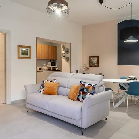 Apartment Gianna E Mimmo With Garden By Wonderful Italy Syracuse