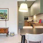 Gianna E Mimmo With Garden By Wonderful Italy סירקוזה